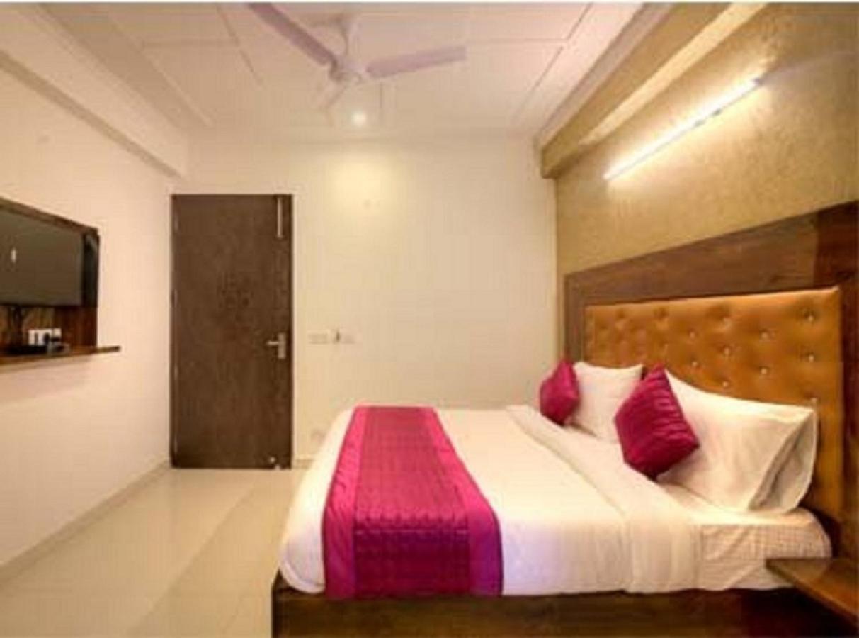 Ark Of Avalon - Mahipalpur Delhi Airport 3* New Delhi